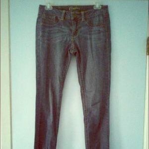 Candies distressed medium wash skinny jeans Levi’s